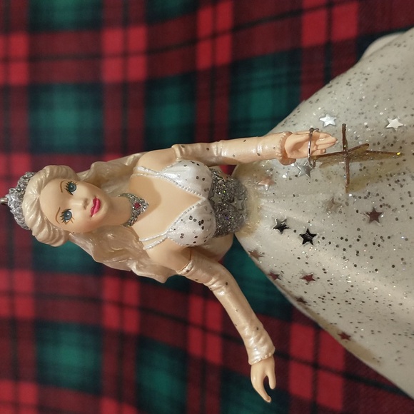 Vintage 2001 Celebration Barbie Ornament 🎉🎉🎉 - Picture 8 of 11